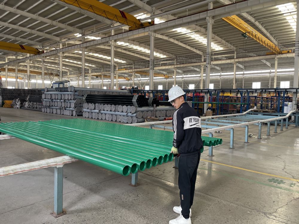 �Gɫ�ϲ��B�ӽoˮͿ��䓹�